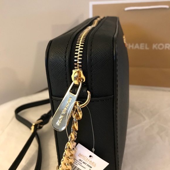 Michael Kors Lg EW Crossbody - Picture 5 of 5